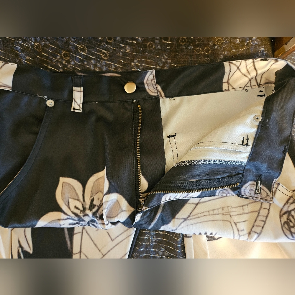 NWOT Black&white Pants(See Measurements!) - Picture 9 of 12